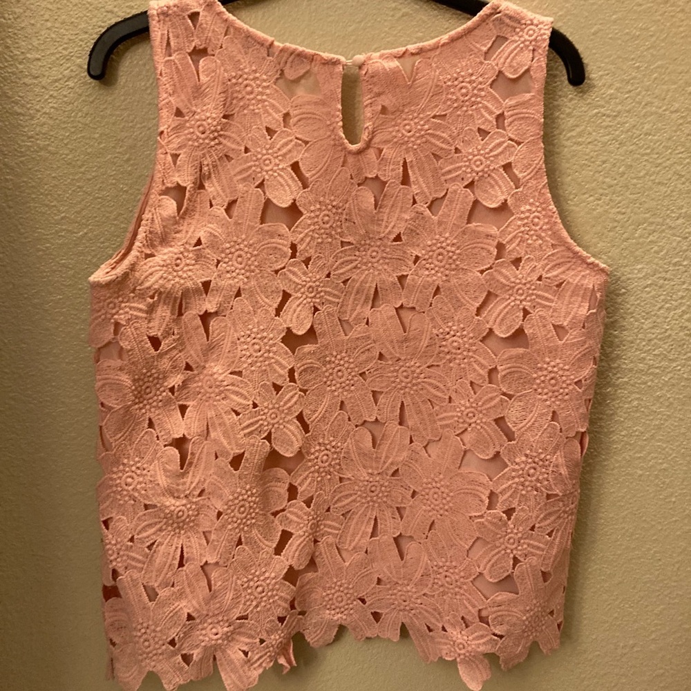 Peach lace top - Picture 4 of 4